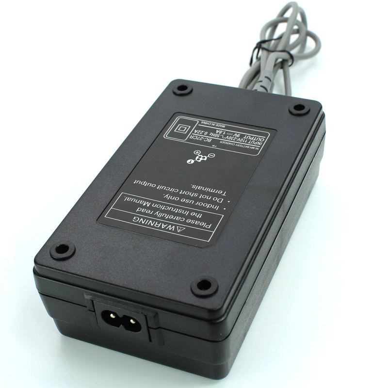 Chargeur de batterie d'arpentage